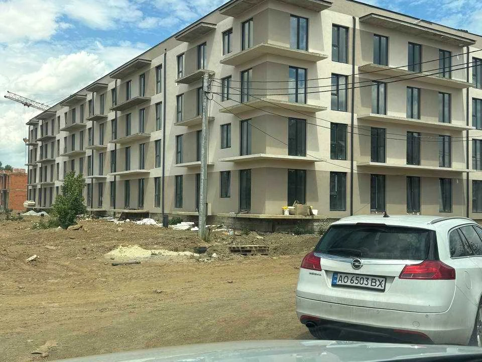 Квартира. Ужгород, Єньківська вул., (Будинок 8)