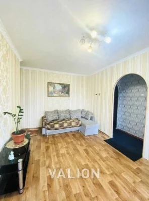 Продаж 3-кімнатної квартири 55.6 м², Новодарницька вул., 23/