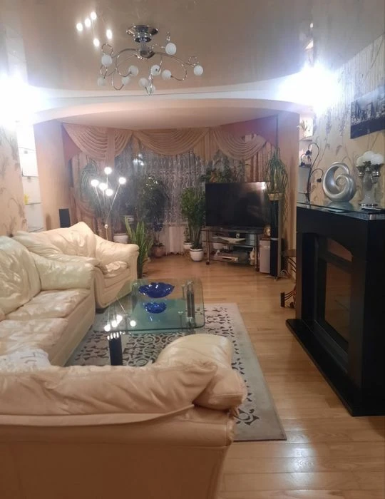Продаж 3-кімнатної квартири по Бульвару Шевченка