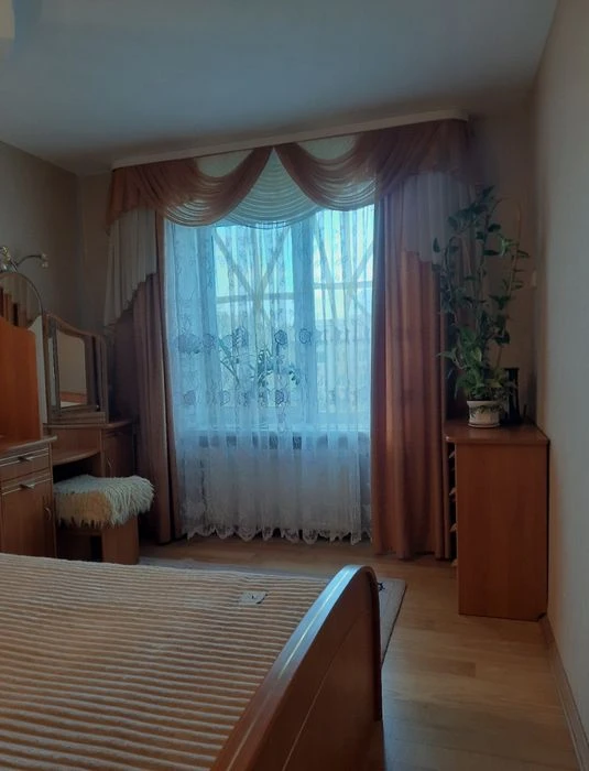 Продаж 3-кімнатної квартири по Бульвару Шевченка