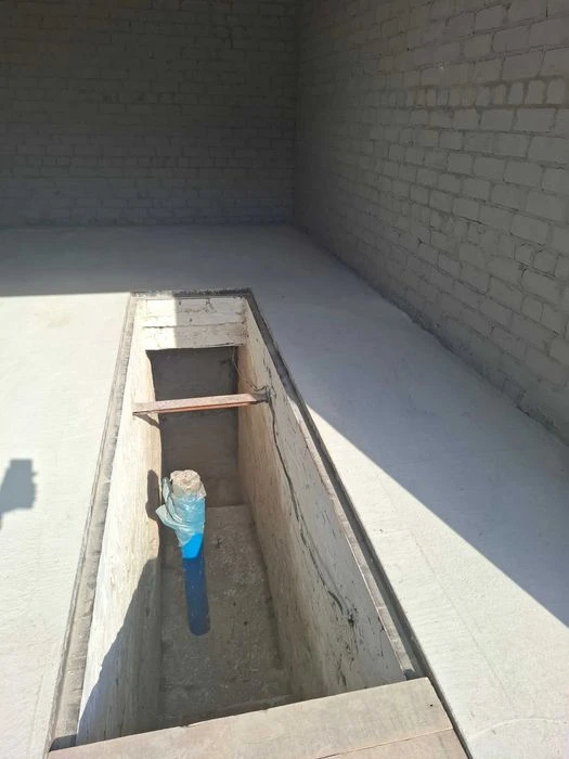 Продаж гаража по вул. Левка Лук'яненка, А/К 10 А, ТРЦ " Голі