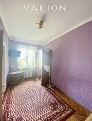 Продаж 3-кімнатної квартири 55.6 м², Новодарницька вул., 23/