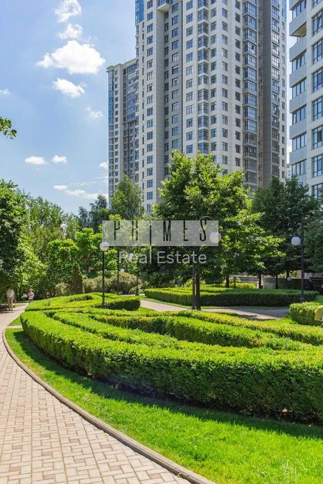 Продам Паркинги Новопечерские Липки Драгомирова Верхогляда 2