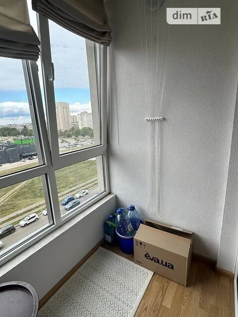 Продаж 1к квартири 40.7 кв. м на вул. Родини Крістерів 20 •