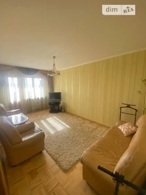 Продаж 3к квартири 68 кв. м на вул. Деміївська 53 • ID 34890