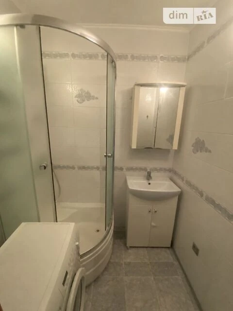 Продаж 3к квартири 68 кв. м на вул. Деміївська 53 • ID 34890