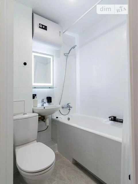 Продаж 1к квартири 30 кв. м на вул. Бастіонна 1/36 • ID 3489