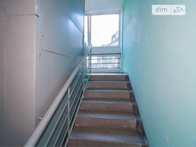 Продаж 1к квартири 30 кв. м на вул. Бастіонна 1/36 • ID 3489