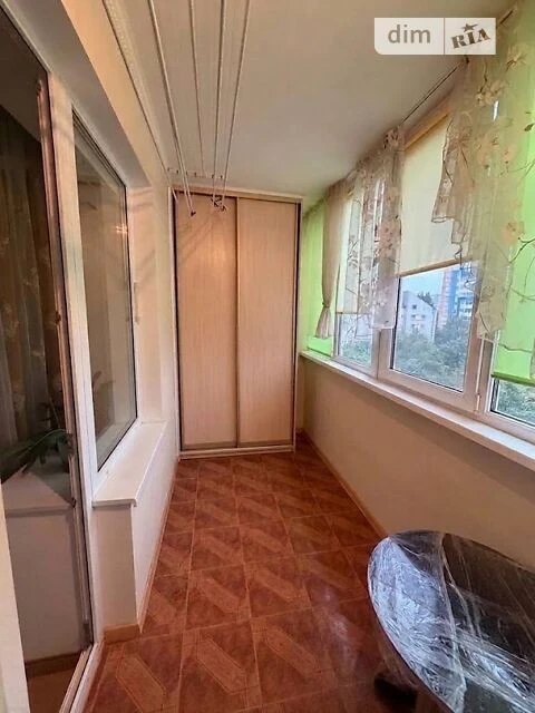 Продаж 3к квартири 85.2 кв. м на вул. Василя Верховинця 10 •