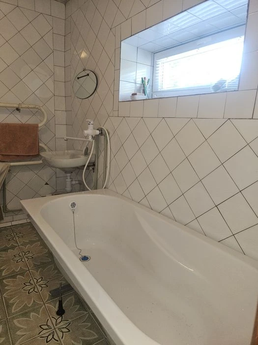Продаётся дом в Корабельном районе,  ост.Жукова
