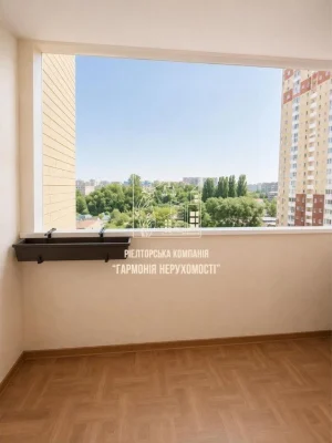 3-room apartment in the residential complex "The Lakes", Holosiivskyi district