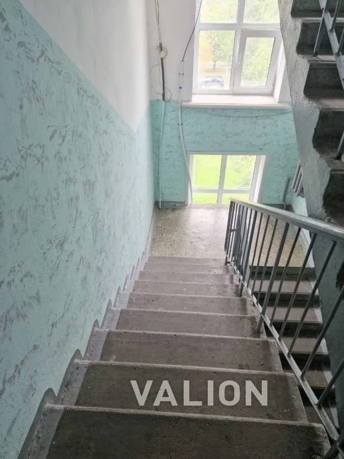 Продаж 3-кімнатної квартири 55.6 м², Новодарницька вул., 23/