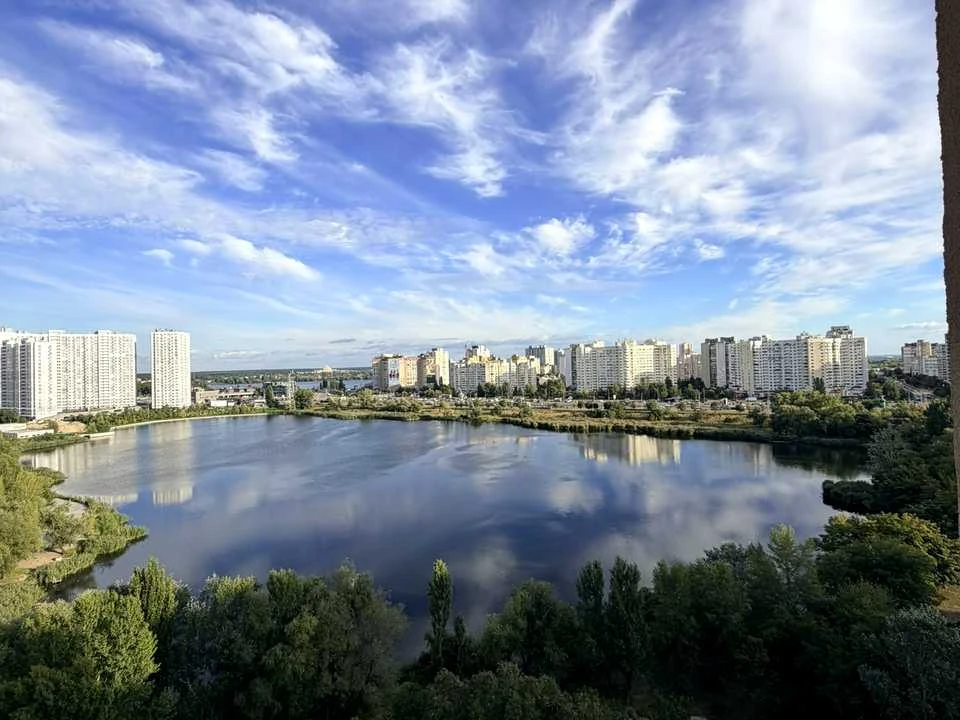 Квартира. Київ, Миколи Бажана просп.