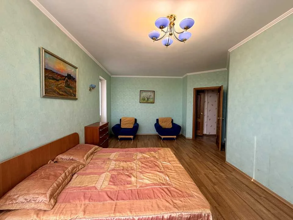 Квартира. Київ, Миколи Бажана просп.