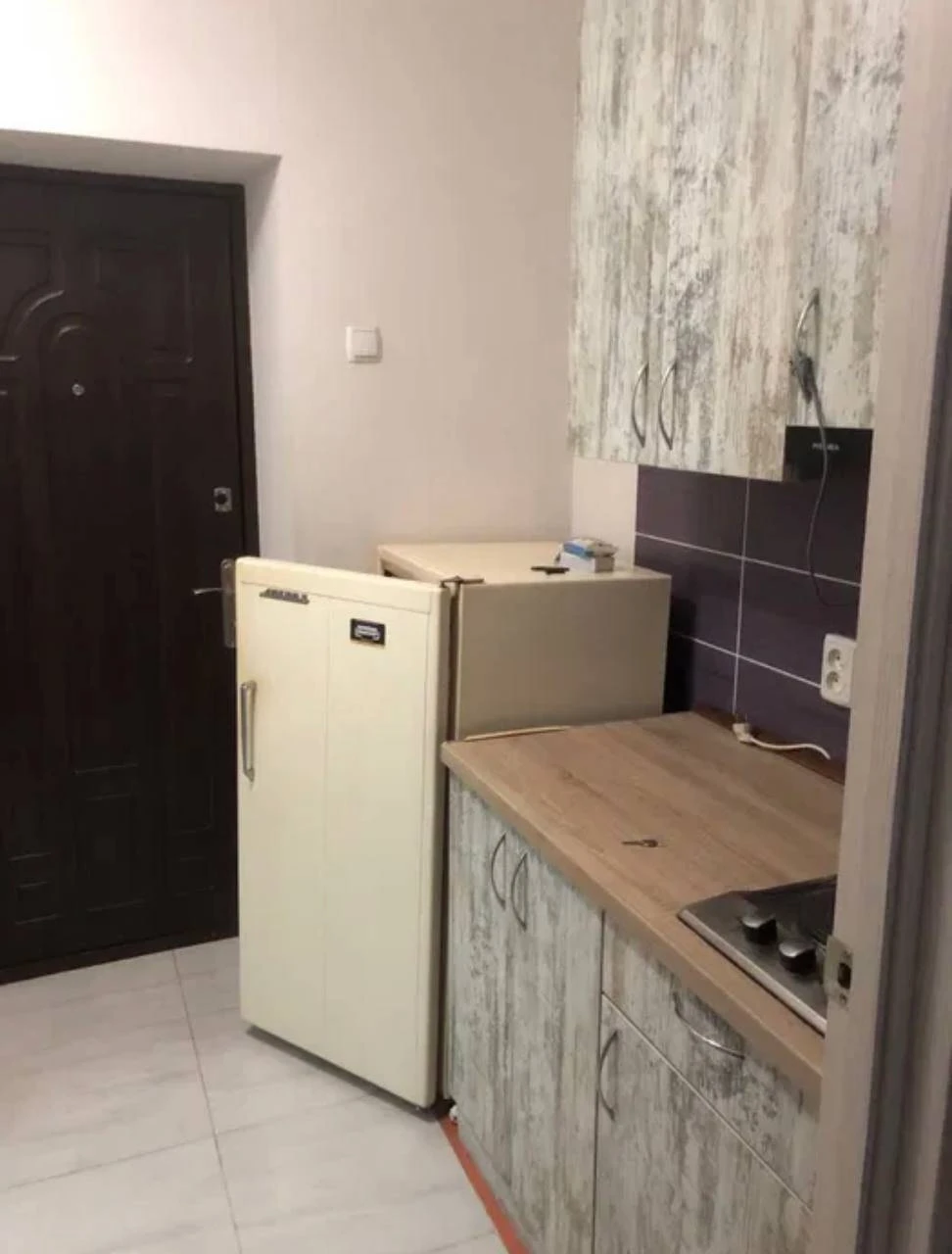 Продам 1к квартиру 15хв пішки до м. Академмістечко