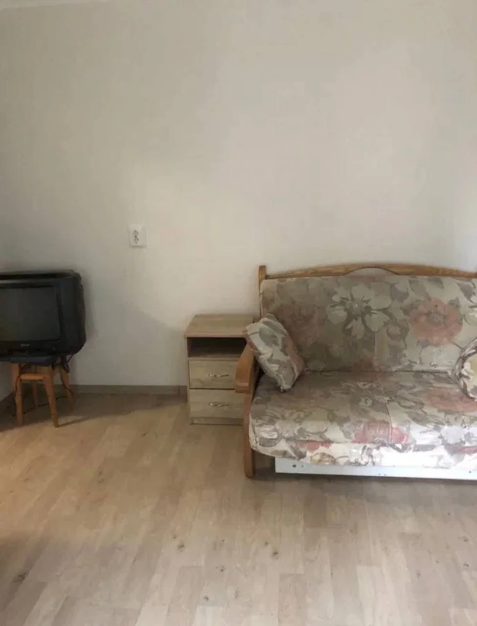 Продам 1к квартиру 15хв пішки до м. Академмістечко