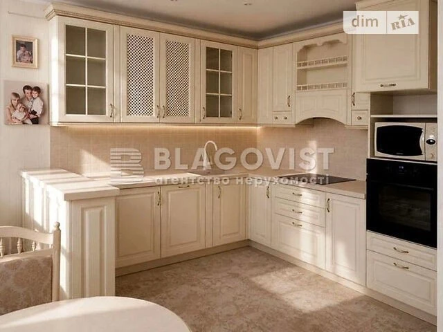 For sale 3-room apartment 107 sq. m on Yerevanska st. 30 • ID 3461