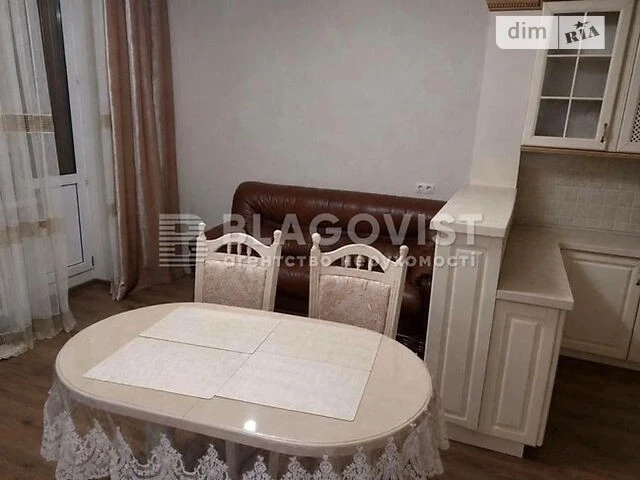 For sale 3-room apartment 107 sq. m on Yerevanska st. 30 • ID 3461