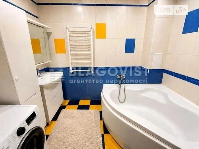 For sale 3-room apartment 107 sq. m on Yerevanska st. 30 • ID 3461
