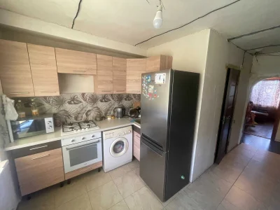 Продам 4-кв 77м2, вул. Космічна 5, метро Чернігівська