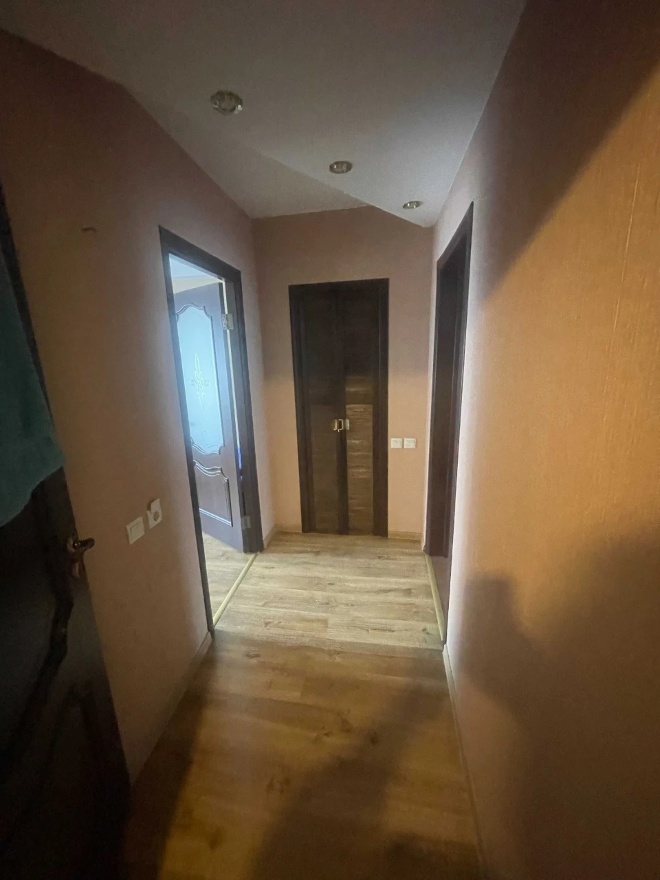 Продам 4-кв 77м2, вул. Космічна 5, метро Чернігівська