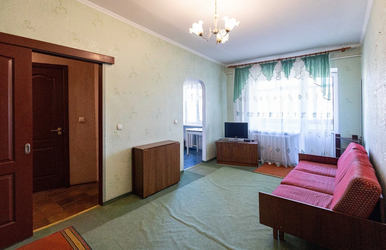 Продаж 2-х кімнатної квартири Багалія 11