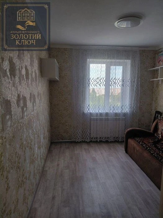 Продам 2 кімнатну квартиру на Попова