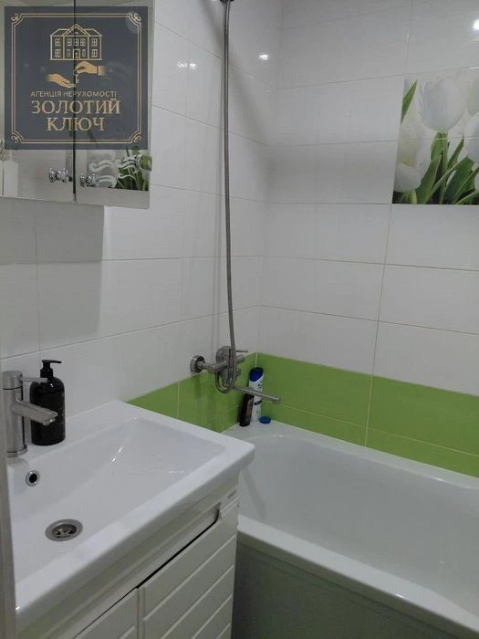 Продам 2 кімнатну квартиру на Попова