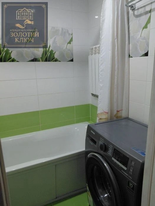 Продам 2 кімнатну квартиру на Попова