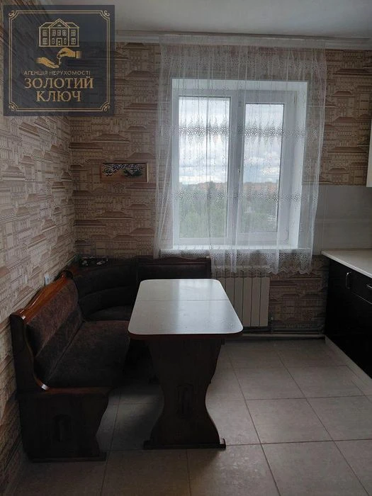 Продам 2 кімнатну квартиру на Попова