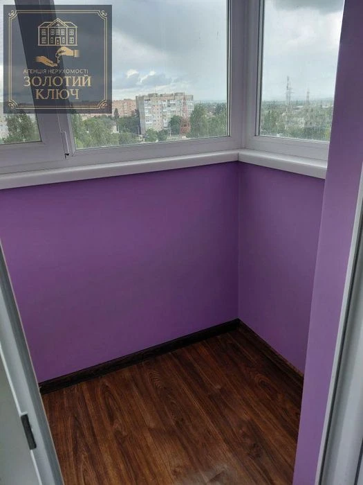 Продам 2 кімнатну квартиру на Попова