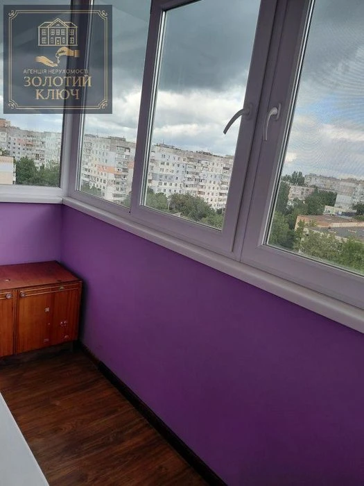 Продам 2 кімнатну квартиру на Попова