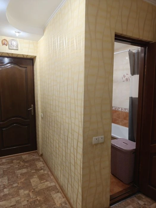 Продам великогабаритну 2-кімнатну квартиру 54 м² з автономни