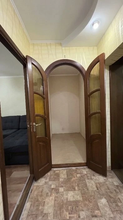 Продам великогабаритну 2-кімнатну квартиру 54 м² з автономни