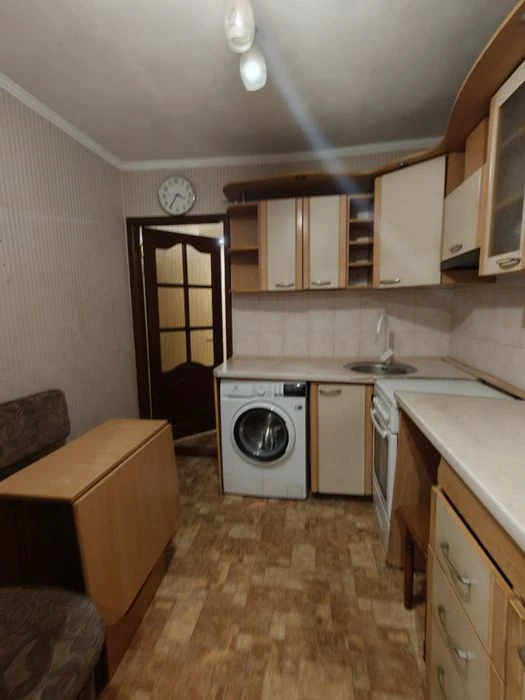 Продам великогабаритну 2-кімнатну квартиру 54 м² з автономни