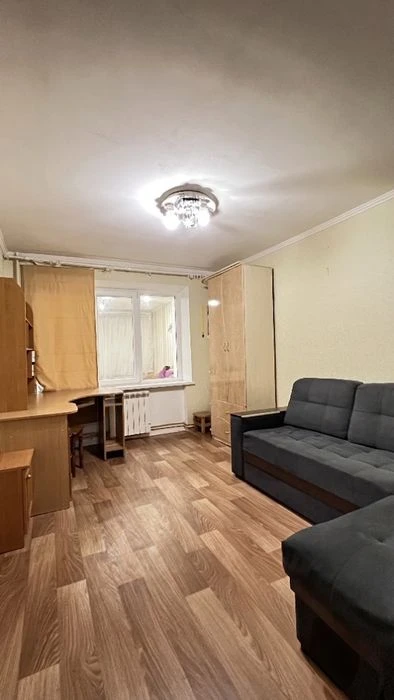 Продам великогабаритну 2-кімнатну квартиру 54 м² з автономни