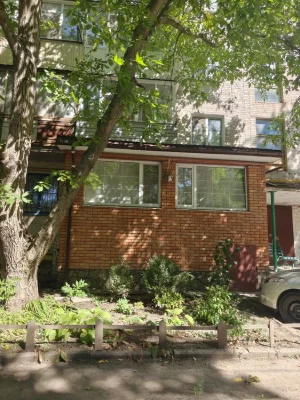 Продам великогабаритну 2-кімнатну квартиру 54 м² з автономни