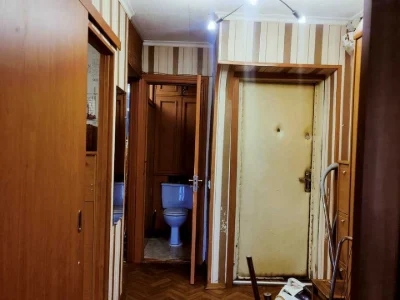 Квартира. Одеса, Середньофонтанська вул.