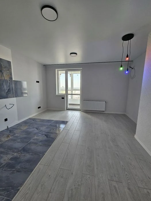 New building with European-quality renovation for sale near Levada metro station.
