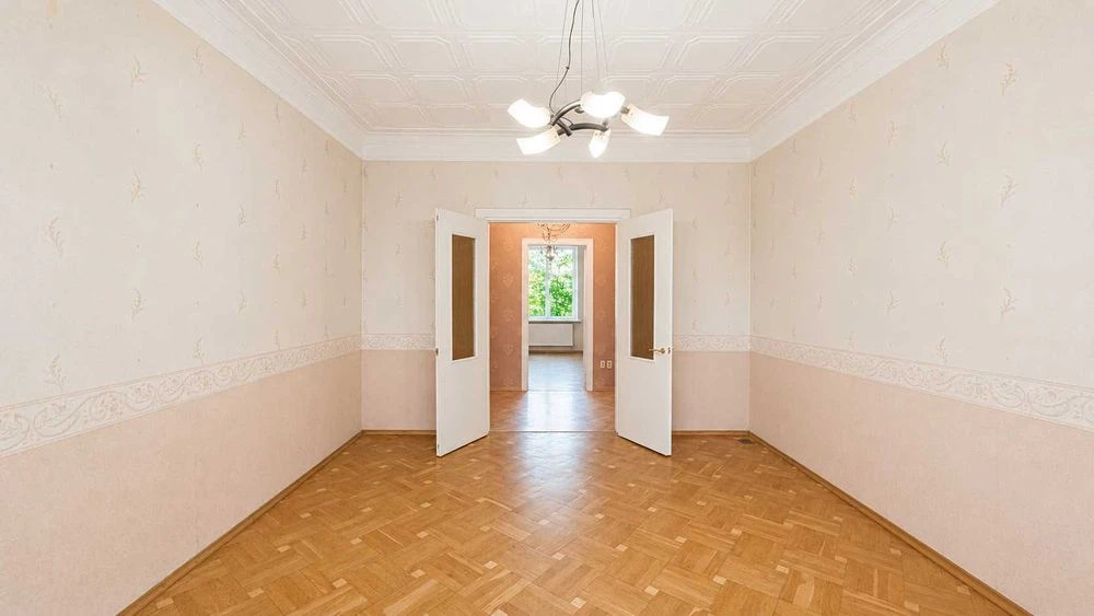 ПОМЕШКАННЯ 80/52,5 м², 2 санвузли, підвал, бомбосховище та В