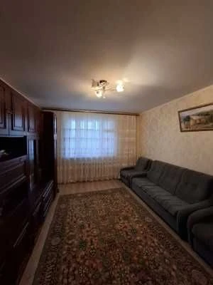 3-х кімнатна квартира на вул.Жоліо Кюрі / НК