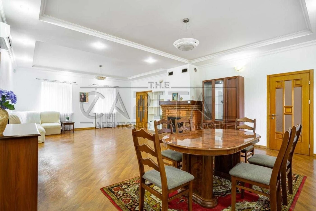 Оренда автономного будинку 328 м² біля метро Святошино 10 со