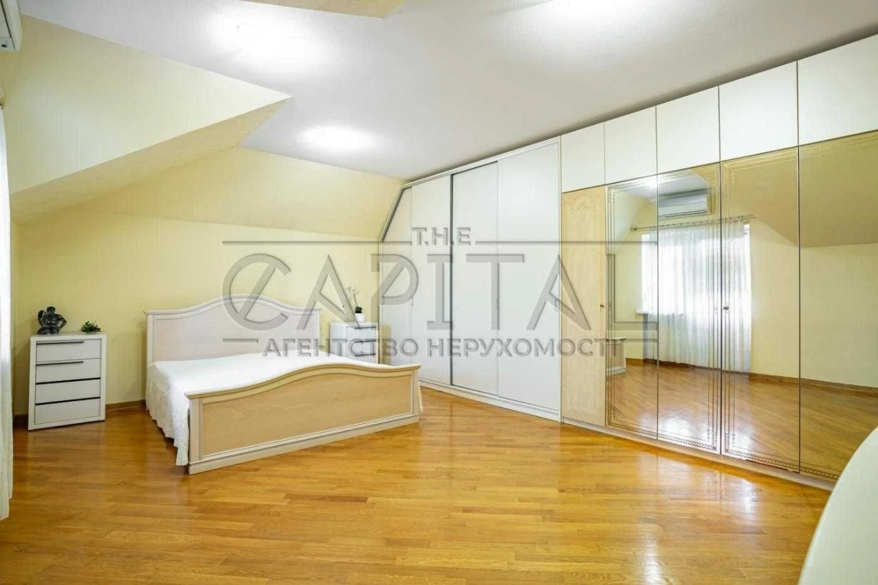 Оренда автономного будинку 328 м² біля метро Святошино 10 со