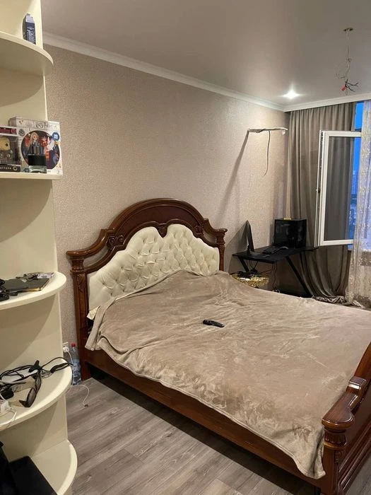 Продам 3-комнатную квартиру в ЖК "34 жемчужина, вблизи цент