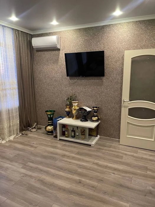 Продам 3-комнатную квартиру в ЖК "34 жемчужина, вблизи цент