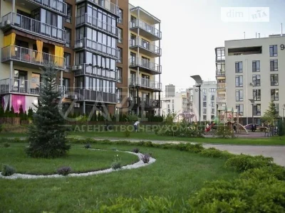 For sale 4-room apartment 88 sq. m. on Zamkovetska St. 106 • ID 346