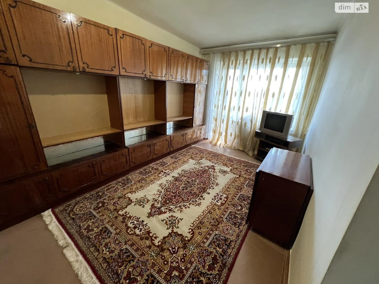 Long-term Rental Apartment Sverdlovsky Massif