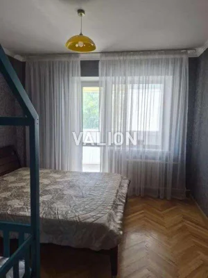 Продаж 3-к квартири вул. Миколи Лаврухіна 15/46