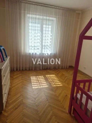 Продаж 3-к квартири вул. Миколи Лаврухіна 15/46