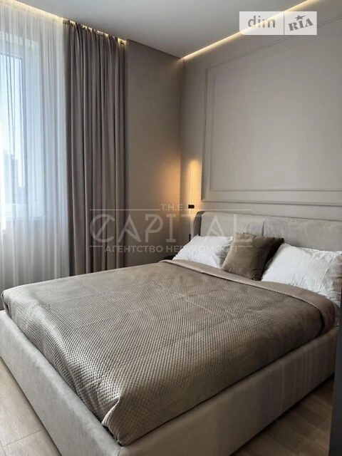 Sale of 1-room apartment 37 sq. m. on Andriy Verkhoglyada St. 14A •